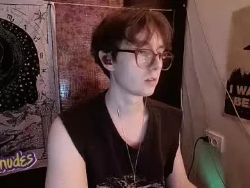 Freechat cosmonudes on Chaturbate