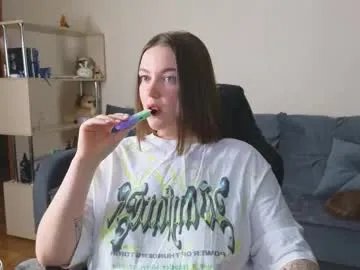 Freechat cute_junk on Chaturbate