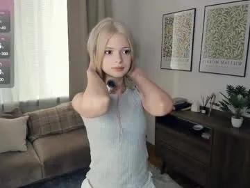 cutebrutality — goal - Welcome air kiss ^.^ heh! I'm Alice ... Lovense is ON ;) #new #shy #18 #blonde #teen [11 tokens remaining]