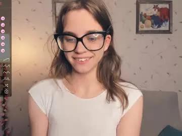 Freechat cutefluffy on Chaturbate