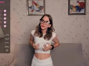 Freechat cutefluffy on Chaturbate