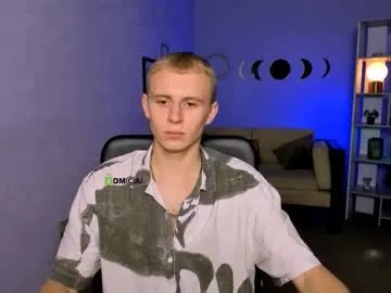 Group didi_meow on Chaturbate