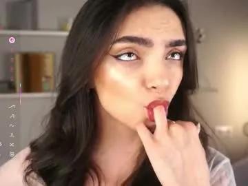 Freechat do_you_luv_me on Chaturbate