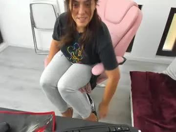 Freechat dyanakaylin on Chaturbate