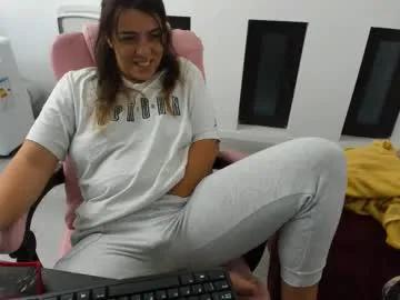 Freechat dyanakaylin on Chaturbate