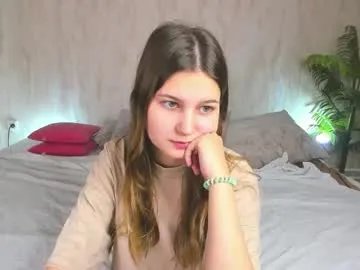 Private elle_ellise on Chaturbate