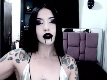 emearld_black on Chaturbate