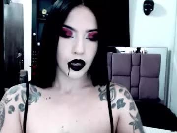 emearld_black on Chaturbate