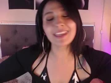 Away emily_leinn on Chaturbate