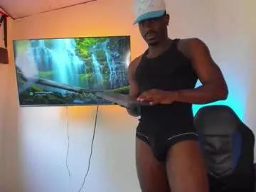 ethan_travis0 — show cum in public #bbc #ebony #bigass #monstercock #muscle [2222 tokens remaining]