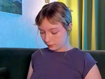 Freechat eves_eyes on Chaturbate