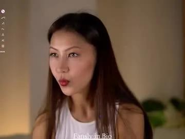 Freechat fallingflower on Chaturbate