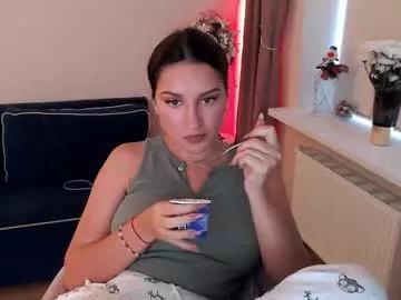 Freechat heaven_chloe on Chaturbate