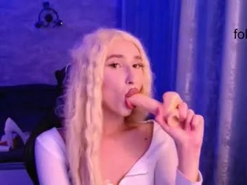 Freechat honey_sunset on Chaturbate