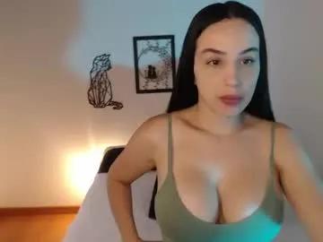 irisvelez on Chaturbate