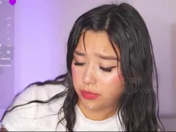 Freechat isabela_antonia_ on Chaturbate