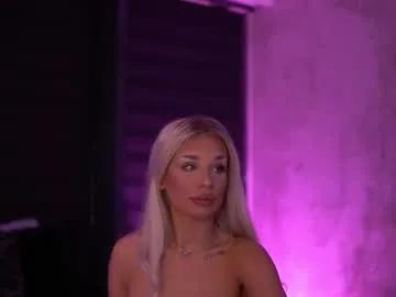 Private ivyrowa on Chaturbate