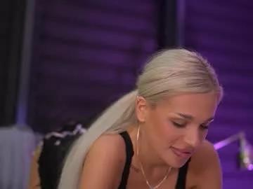 Private ivyrowa on Chaturbate