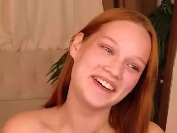 Freechat jennifer_shy_ on Chaturbate