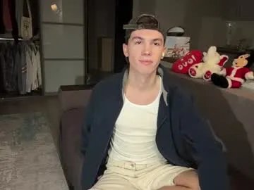 jeremy1scott — Spicy Flirt Fest - Goal: Hot Striptease [375 tokens left] #new #twink #gay #feet #daddy