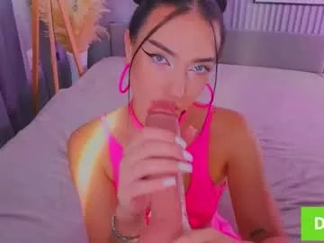 Freechat kanyesbabyyy on Chaturbate