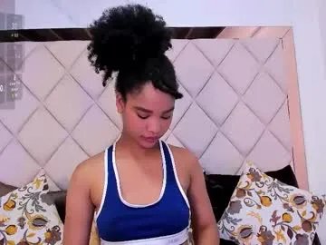 Freechat karolebonyy on Chaturbate