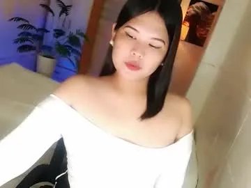 Freechat kayleepinay on Chaturbate