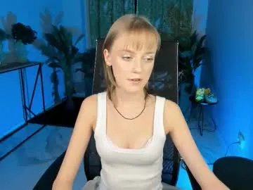 Freechat kiramontoyaa on Chaturbate