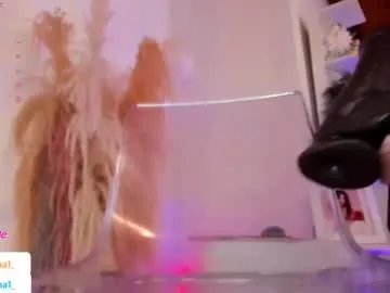 Freechat lacolorina_ on Chaturbate