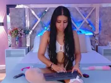 larabrook on Chaturbate 