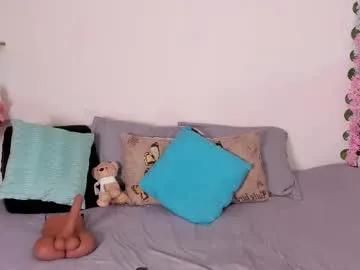 Freechat laura1__ on Chaturbate