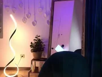 Freechat laurita_shy on Chaturbate