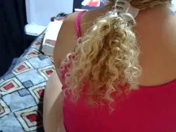 Freechat laylabrasil on Chaturbate