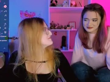 Freechat liana_kisses on Chaturbate
