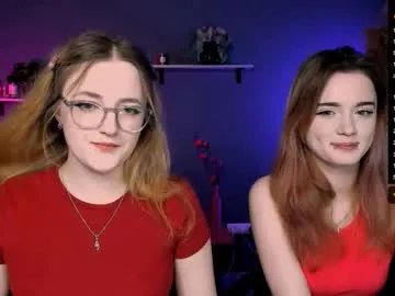 Freechat liana_kisses on Chaturbate