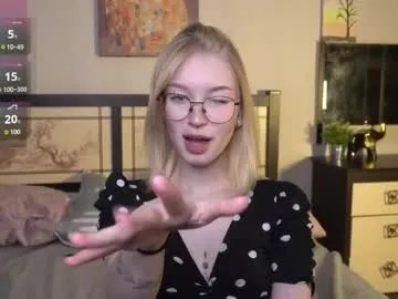 Freechat lidiaklemencic on Chaturbate