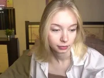 Freechat lidiaklemencic on Chaturbate