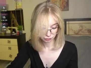 Freechat lidiaklemencic on Chaturbate