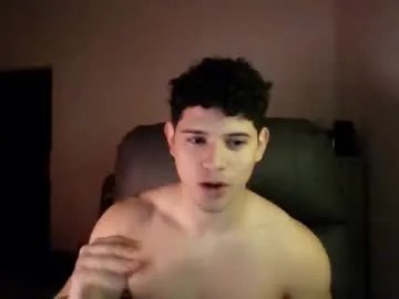 lilhotnando on Chaturbate