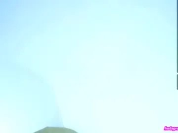 Freechat litlle_flowers on Chaturbate