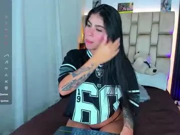 Freechat little__sophie18 on Chaturbate