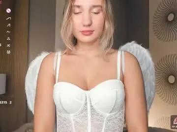 Freechat loookat_me on Chaturbate