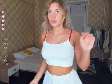 Freechat loookat_me on Chaturbate