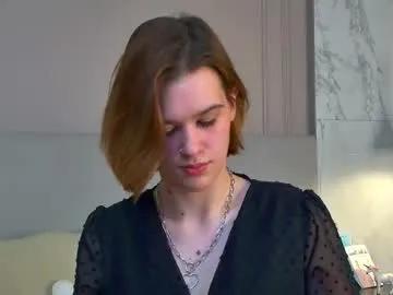 Freechat lorapuffs on Chaturbate