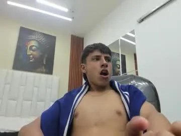 Freechat lucas_rivass on Chaturbate