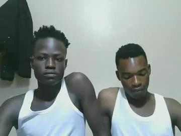 luoislove on Chaturbate