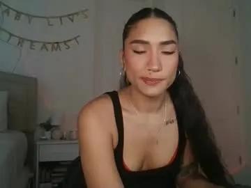 Freechat luvvvxliv on Chaturbate
