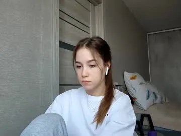 lydabitting — Goal:  -  I'll show you hot dance so you can relax  - Hello Im  Mia, I'm new here and I want to know more about this site, can you help me? #new  #shy #pretty #young  #18 [47 tokens remaining]