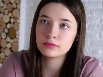 Freechat maidabuoy on Chaturbate