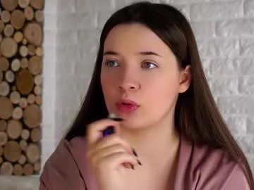 Freechat maidabuoy on Chaturbate